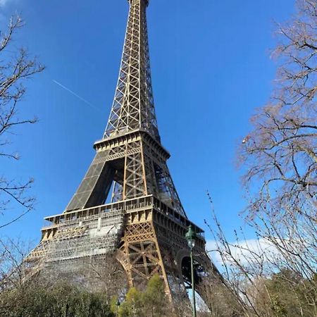 Small Studio Near Eiffel Tower Париж Екстер'єр фото